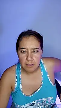 Snapshot of linda_swett chatting on 12-19-25, 03:57 linda swett online show from 12-19-25, 03:57