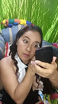 Snapshot of linda_swett chatting on 02-01-26, 10:14 linda swett online show from 02-01-26, 10:14