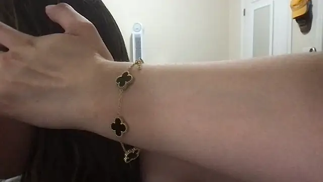 Snapshot of bunnygorl12 chatting on 03-17-26, 03:44 bunnygorl12 online show from 03-17-26, 03:44