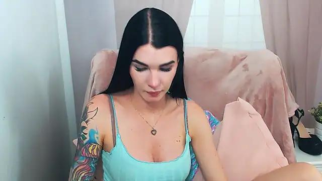 Snapshot of SofiiaBeauty chatting on 02-02-26, 08:18 SofiiaBeauty online show from 02-02-26, 08:18