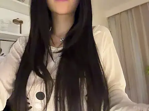 xiaowan x online show from 12-04-25, 07:28