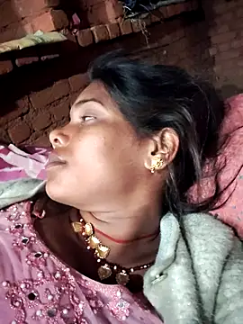 Snapshot of Katrina_kaif143 chatting on 12-17-25, 03:29 Katrina kaif143 online show from 12-17-25, 03:29