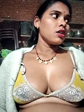 Snapshot of Katrina_kaif143 chatting on 02-01-26, 11:31 Katrina kaif143 online show from 02-01-26, 11:31