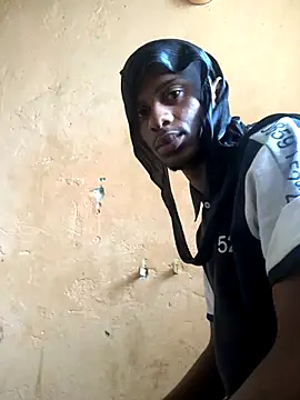 Snapshot of Awelarn chatting on 10-17-25, 06:38 Awelarn online show from 10-17-25, 06:38