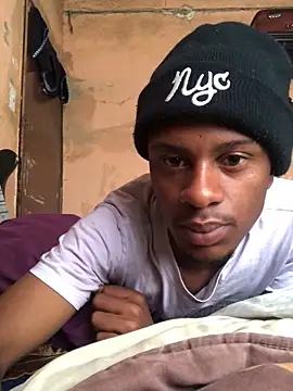 Snapshot of Awelarn chatting on 11-03-25, 08:59 Awelarn online show from 11-03-25, 08:59