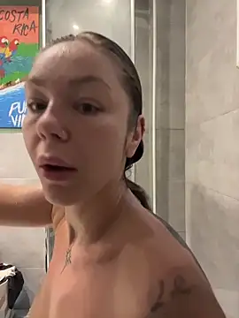 MiraLuna online show from 10-28-25, 08:29