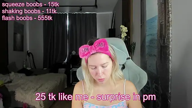 stefany and bettany online show from 04-25-26, 07:22