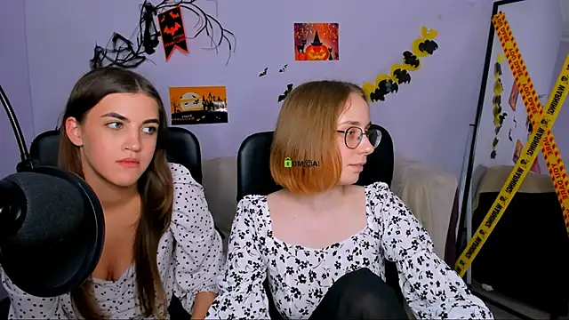 Snapshot of lina_fox12 chatting on 10-28-25, 05:15 lina fox12 online show from 10-28-25, 05:15