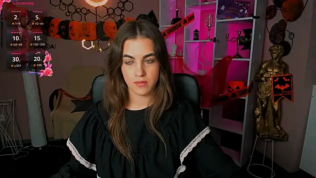 Snapshot of lina_fox12 chatting on 10-31-25, 12:06 lina fox12 online show from 10-31-25, 12:06