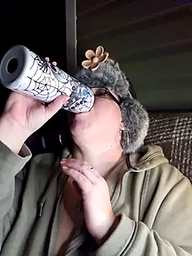 Budd Bunney online show from 11-23-25, 02:44