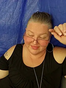 Snapshot of Budd_Bunney chatting on 03-06-26, 10:06 Budd Bunney online show from 03-06-26, 10:06