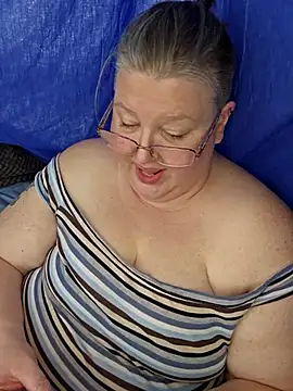 Snapshot of Budd_Bunney chatting on 03-07-26, 08:39 Budd Bunney online show from 03-07-26, 08:39