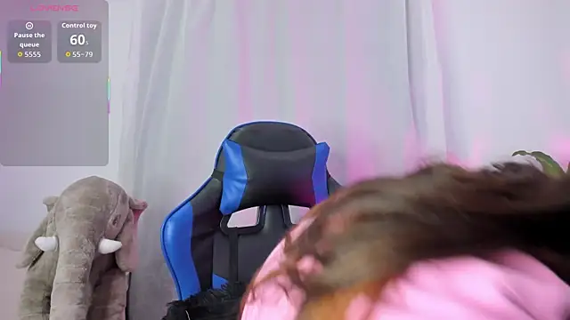 aleaa x online show from 11-30-25, 02:26