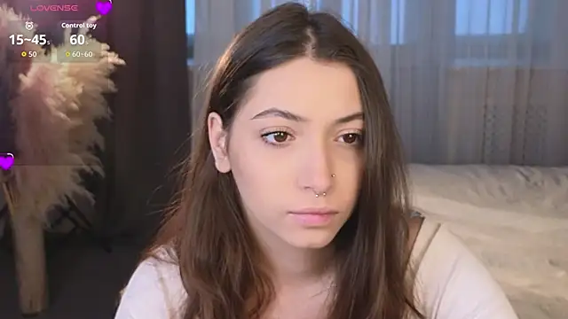 Snapshot of slow_flower chatting on 11-24-25, 12:27 slow flower online show from 11-24-25, 12:27