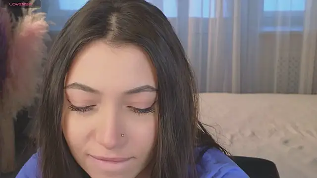 Snapshot of slow_flower chatting on 01-12-26, 12:43 slow flower online show from 01-12-26, 12:43