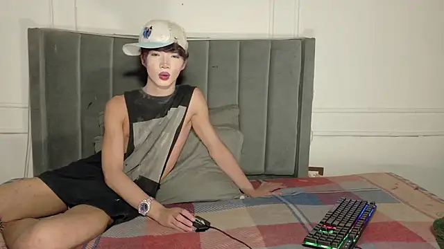 Snapshot of luxuryheaven_8 chatting on 02-10-26, 09:19 luxuryheaven 8 online show from 02-10-26, 09:19