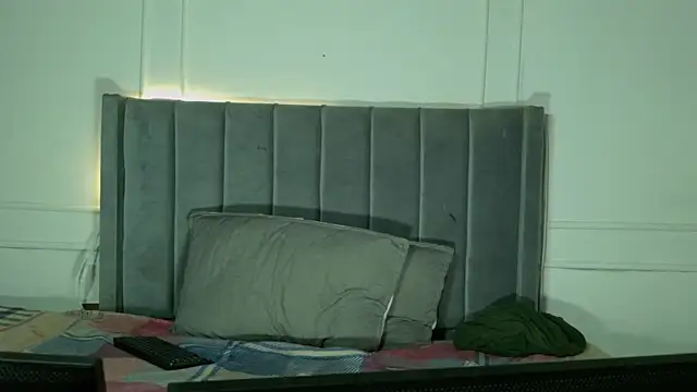 Snapshot of luxuryheaven_8 chatting on 03-12-26, 08:48 luxuryheaven 8 online show from 03-12-26, 08:48