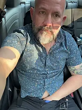 Snapshot of fuckadilf chatting on 03-06-26, 01:07 fuckadilf online show from 03-06-26, 01:07