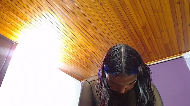 Sophie-dbs online show from 11-21-25, 01:26