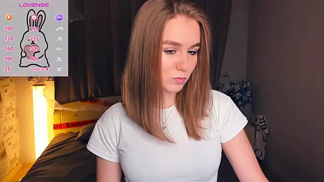 Snapshot of TienKnous chatting on 11-05-25, 08:09 TienKnous online show from 11-05-25, 08:09