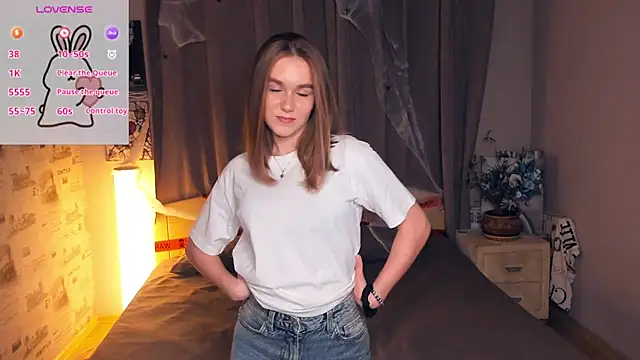 Snapshot of TienKnous chatting on 11-07-25, 07:03 TienKnous online show from 11-07-25, 07:03