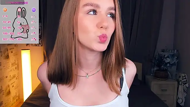 Snapshot of TienKnous chatting on 12-05-25, 07:21 TienKnous online show from 12-05-25, 07:21