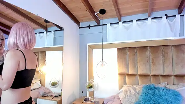 Snapshot of SamyShark chatting on 02-10-26, 06:28 SamyShark online show from 02-10-26, 06:28