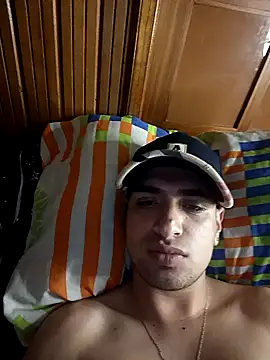 Snapshot of daniandr119 chatting on 11-27-25, 02:13 daniandr119 online show from 11-27-25, 02:13