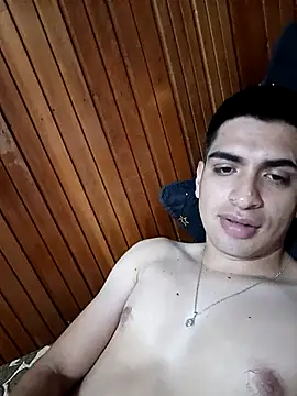 Snapshot of daniandr119 chatting on 11-28-25, 12:35 daniandr119 online show from 11-28-25, 12:35