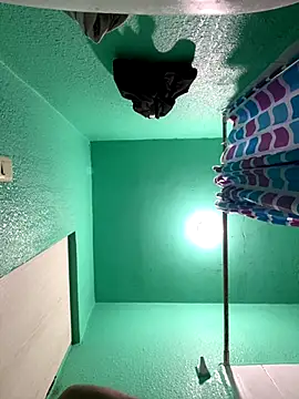 Snapshot of feetbooy chatting on 11-23-25, 10:09 feetbooy online show from 11-23-25, 10:09