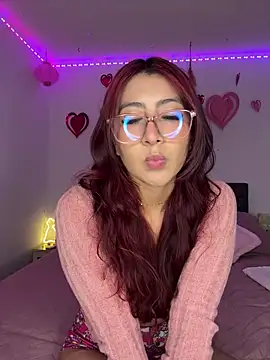 Snapshot of saramooon chatting on 02-20-26, 02:39 saramooon online show from 02-20-26, 02:39