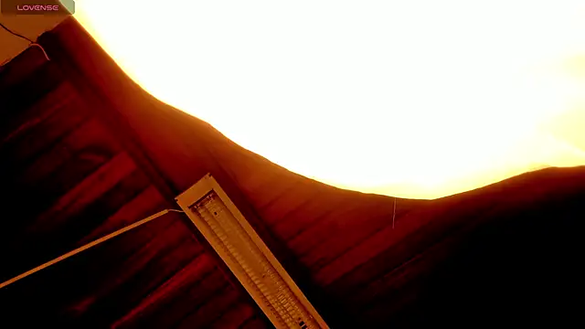 VenusCooper online show from 01-11-26, 12:10