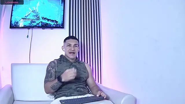 venedic bull online show from 11-30-25, 03:43