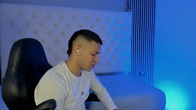 venedic bull online show from 02-20-26, 04:53