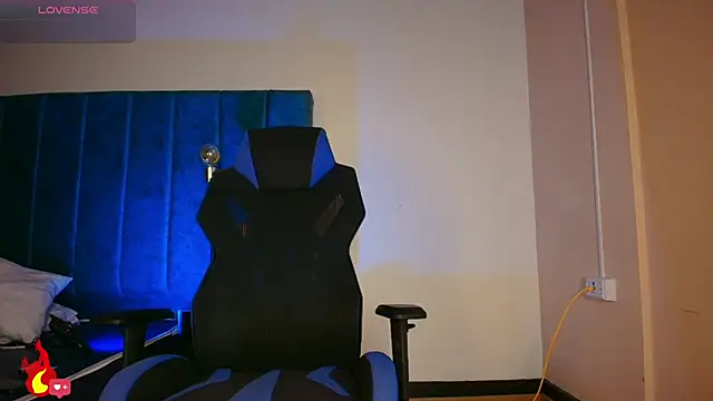 EthanConnor  online show from 10-17-25, 11:35