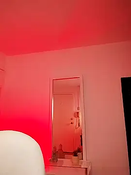 aleja cy online show from 09-30-25, 01:54