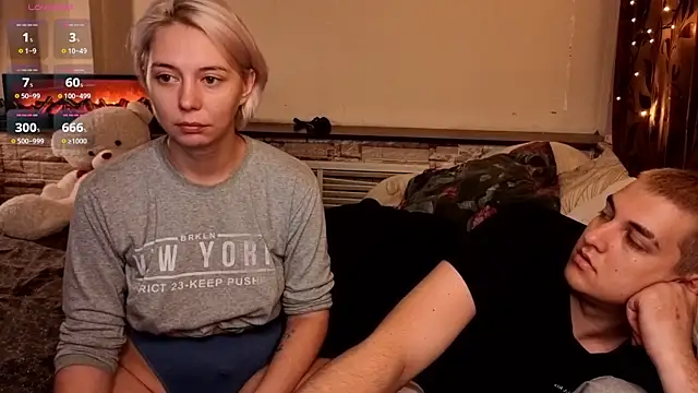 Snapshot of Sex_Vibe_couple chatting on 10-29-25, 06:42 Sex Vibe couple online show from 10-29-25, 06:42