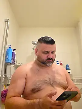 Snapshot of Roddog18 chatting on 07-22-26, 04:04 Roddog18 online show from 07-22-26, 04:04