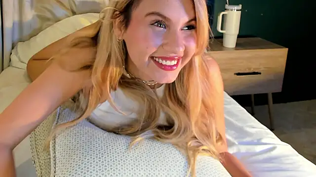 mia curry online show from 06-23-26, 07:23