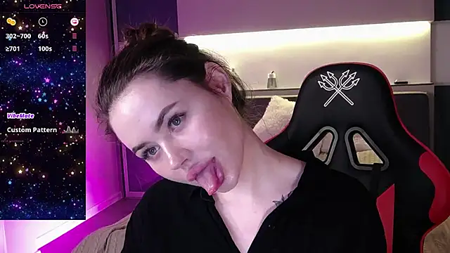 AlmaryKim online show from 12-09-24, 08:44