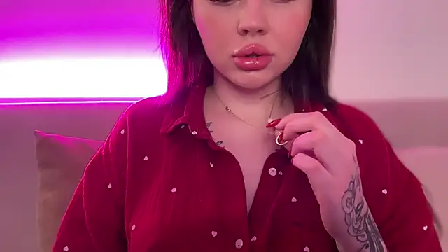 AlmaryKim online show from 02-05-26, 10:47