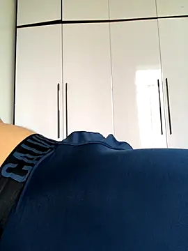 khonglongvong86 online show from 10-07-25, 04:20