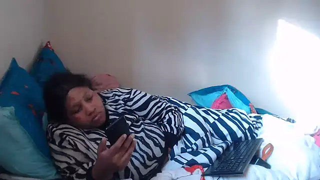 PIXIEBITCHXXX26 online show from 06-29-26, 02:17