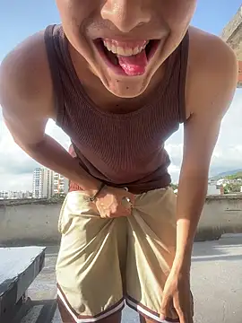 Snapshot of LiamMyst chatting on 12-14-25, 08:35 LiamMyst online show from 12-14-25, 08:35