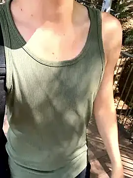 Snapshot of LiamMyst chatting on 12-22-25, 03:20 LiamMyst online show from 12-22-25, 03:20