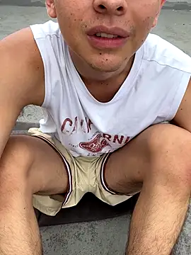 Snapshot of LiamMyst chatting on 01-07-26, 05:48 LiamMyst online show from 01-07-26, 05:48