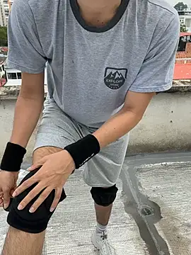 Snapshot of LiamMyst chatting on 02-25-26, 02:48 LiamMyst online show from 02-25-26, 02:48