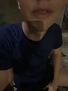 Snapshot of LiamMyst chatting on 03-04-26, 04:40 LiamMyst online show from 03-04-26, 04:40