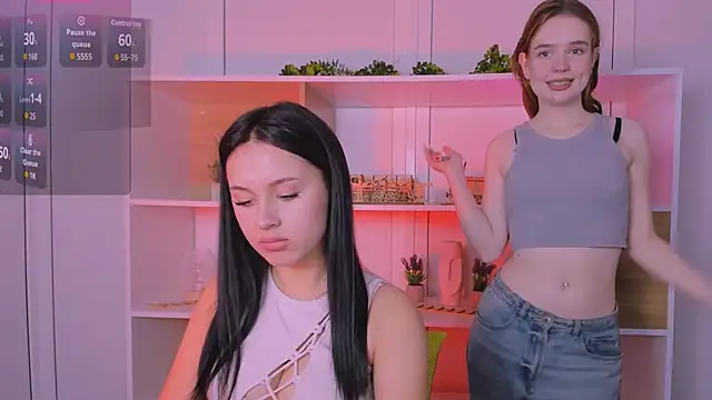 Snapshot of vivy_star1 chatting on 10-16-25, 10:00 vivy star1 online show from 10-16-25, 10:00