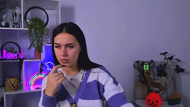 Snapshot of vivy_star1 chatting on 10-29-25, 08:32 vivy star1 online show from 10-29-25, 08:32